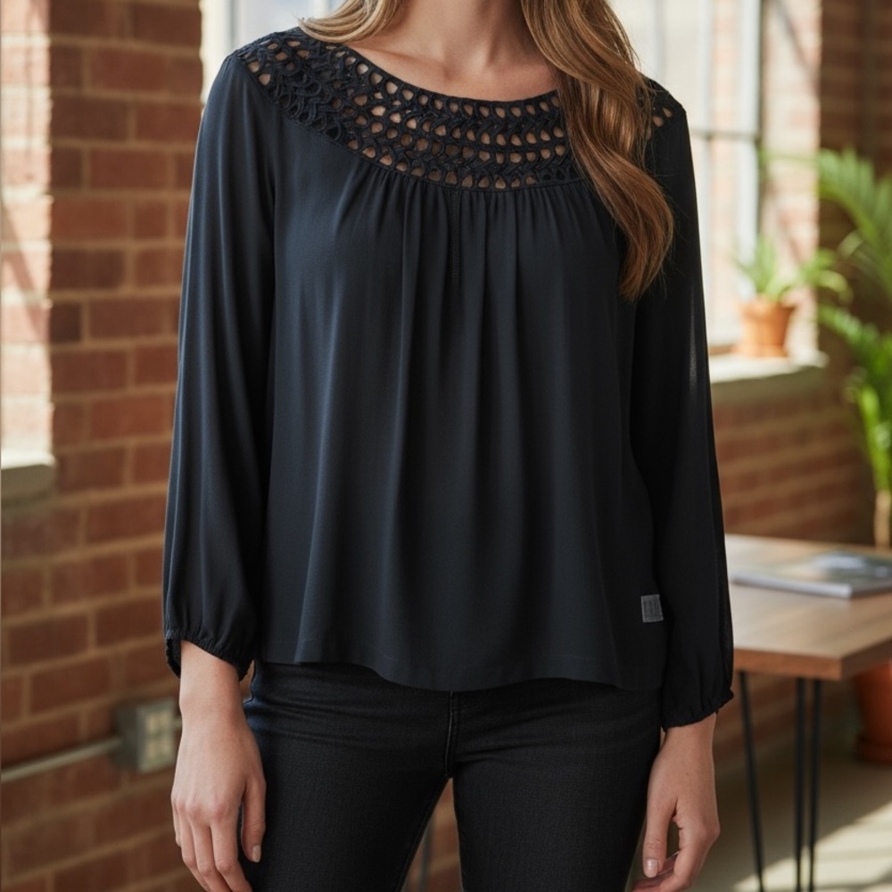 UMGEE Sheer Braided 3/4 Sleeve Black Top